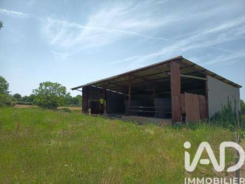 Vente de terrain Essarts-en-Bocage 85