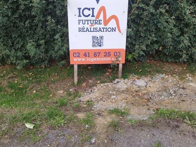 Terrain 458 m² · à Feneu · 458 m² · 82 900 €