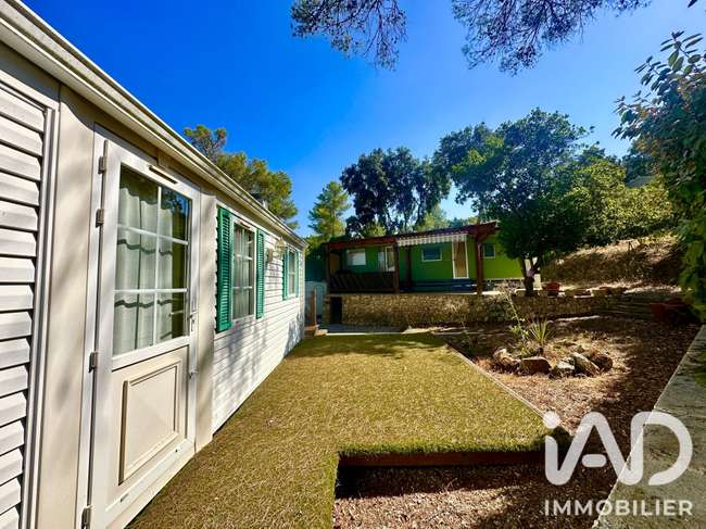 Terrain 516 m² · à Fréjus · 516 m² · 109 600 €