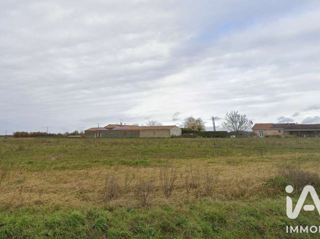 Terrain 13600 m² · à Fronton · 13 600 m² · 895 000 €