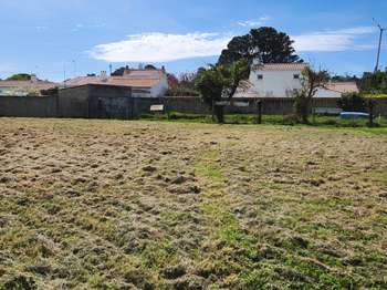 Vente de terrain L'Épine 85