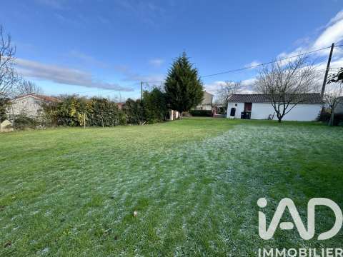 Vente de terrain La Chapelle-Saint-Laurent 79