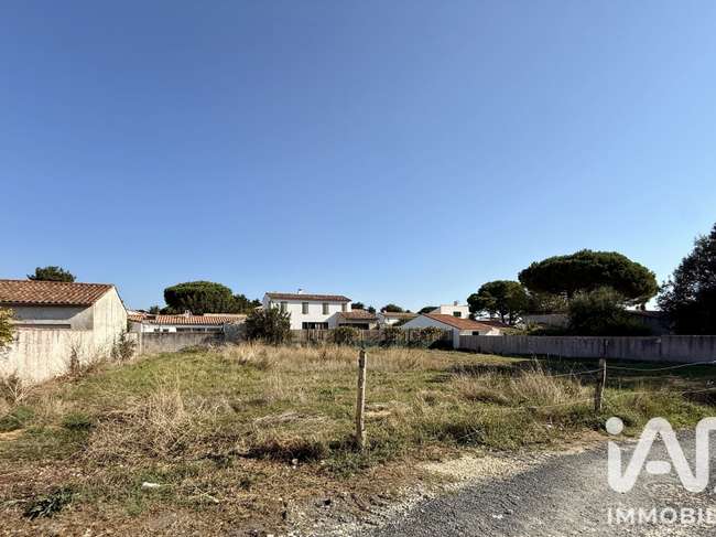 Terrain 686 m² · à La Couarde-sur-Mer · 686 m² · 590 000 €
