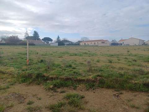 Vente de terrain La Forêt-sur-Sèvre 79