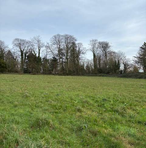 Terrain 674 m² · à Landerneau · 674 m² · 108 000 €