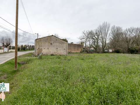 Vente de terrain Le Champ-Saint-Père 85