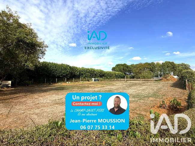 Terrain 750 m² · à Le Champ-Saint-Père · 750 m² · 35 000 €