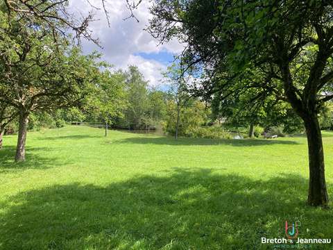 Vente de terrain Le Genest-Saint-Isle 53