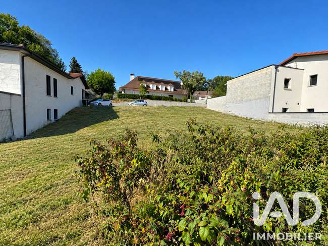 Terrain 405 m² · à Le Péage-de-Roussillon · 405 m² · 70 000 €