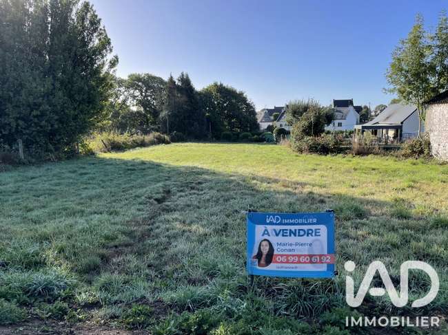 Terrain 858 m² · à Melgven · 858 m² · 99 000 €