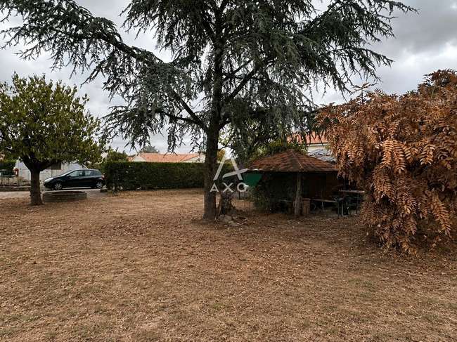 Terrain 485 m² · à Montaigu-Vendée · 485 m² · 123 400 €