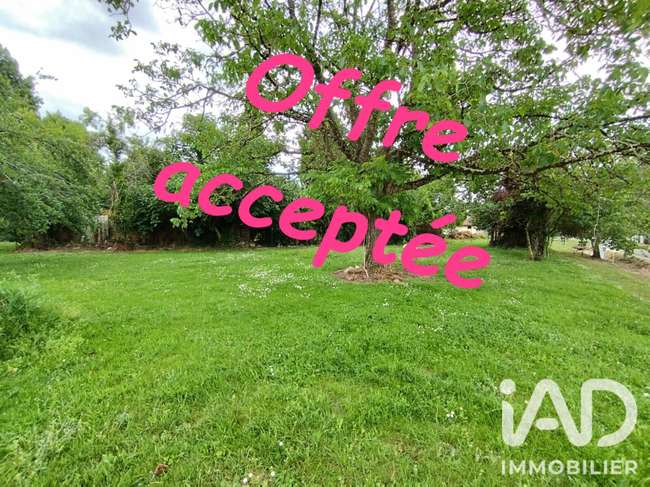 Terrain 822 m² · à Montcaret · 822 m² · 21 000 €