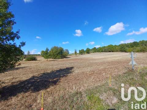 Vente de terrain Montguyon 17