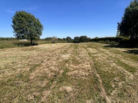 Vente de terrain Montpezat-de-Quercy 82