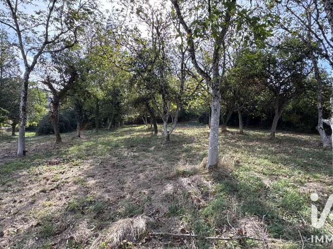 Terrain 1223 m² · à Moyrazès · 1 223 m² · 52 000 €