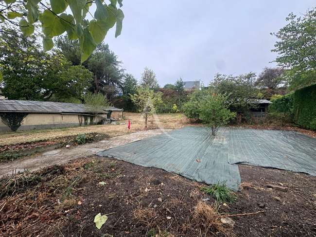 Terrain 1600 m² · à Segré-en-Anjou Bleu · 1 600 m² · 47 000 €
