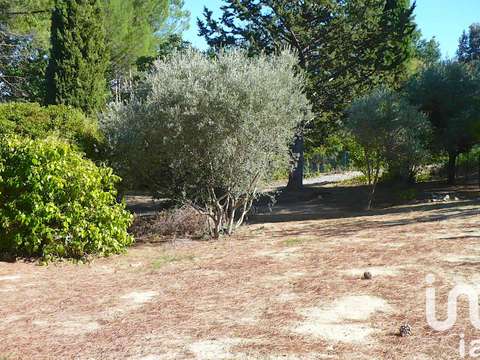 Vente de terrain Pierrevert 04