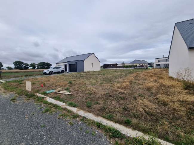 Terrain 479 m² · à Plumaudan · 479 m² · 28 000 €