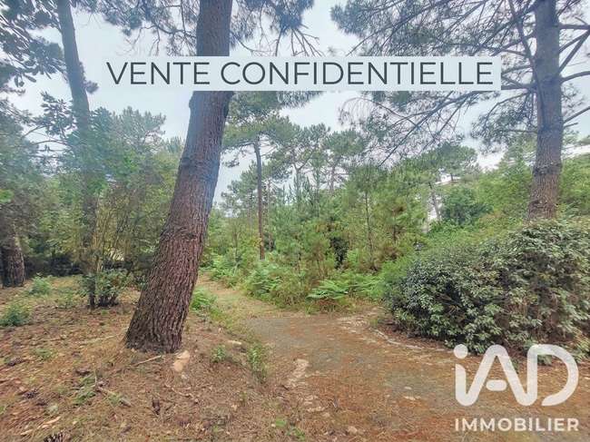 Terrain 1245 m² · à La Teste-de-Buch · 1 245 m² · 1 750 000 €