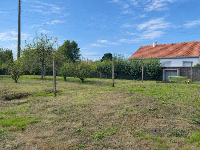Terrain 411 m² · à Rezé · 411 m² · 136 999 €