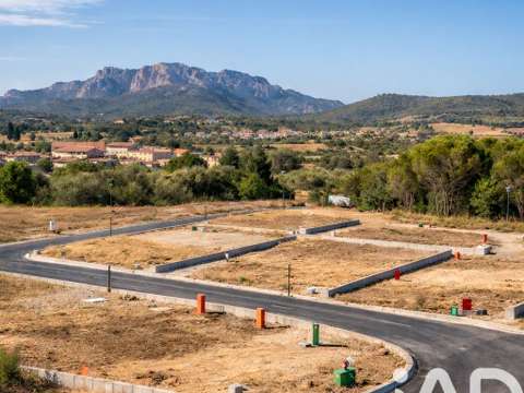 Vente de terrain Roquebrune-sur-Argens 83