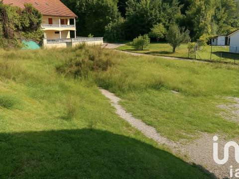 Vente de terrain Saint-Clair-de-la-Tour 38