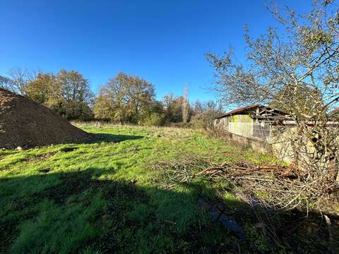 Vente de terrain Saint-Florent-Des-Bois 85