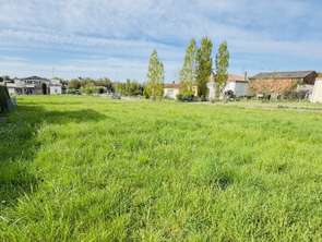 Vente Terrain 743 m&sup2;Saint-Georges-des-Coteaux