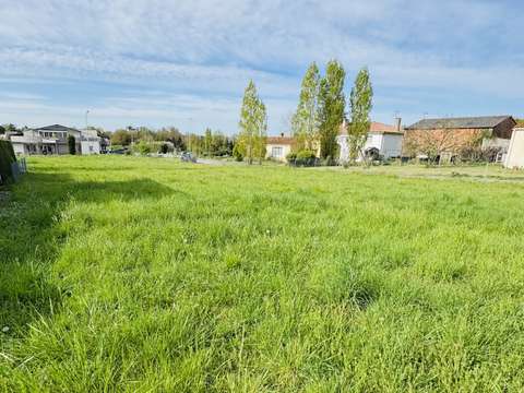 Vente de terrain Saint-Georges-des-Coteaux 17