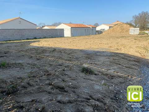 Vente de terrain Saint-Hilaire-de-Chaléons 44