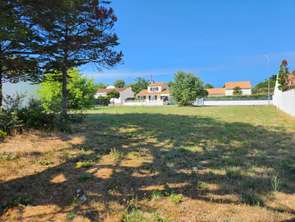 Vente Terrain 617 m&sup2;Saint-Hilaire-de-Riez