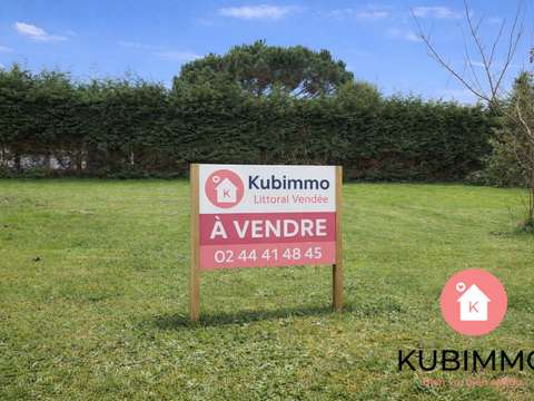 Vente de terrain Saint-Hilaire-la-Forêt 85