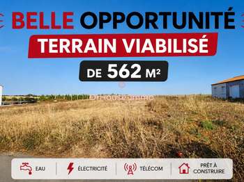 Vente Terrain 562 m&sup2;Saint-Jean-de-Beugné