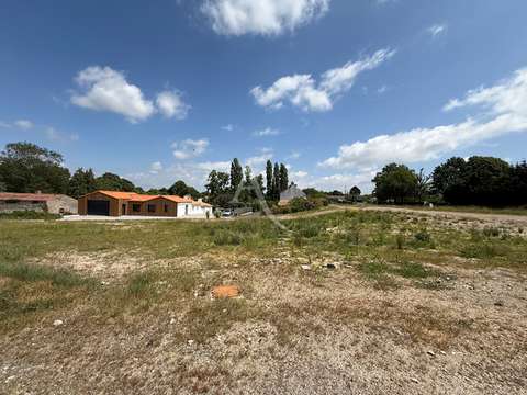 Vente de terrain Saint-Maixent-sur-Vie 85