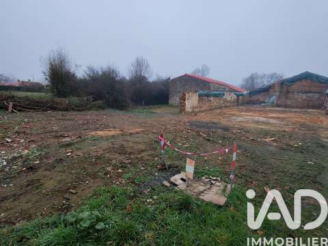 Vente de terrain Saint-Martin-Lars-en-Sainte-Hermine 85