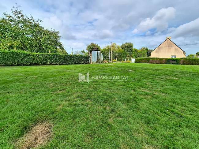 Terrain 525 m² · à Saint-Méloir-des-Ondes · 525 m² · 225 800 €
