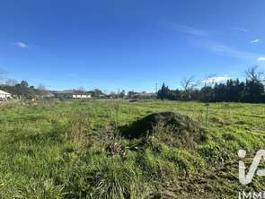 Vente Terrain 830 m&sup2;Saint-Savin