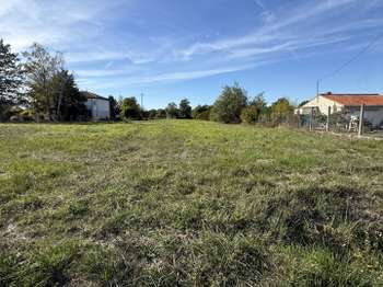 Vente Terrain 4624 m&sup2;Saint-Sever-de-Saintonge