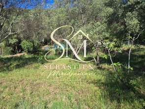 Vente Terrain 881 m&sup2;Solliès-Pont