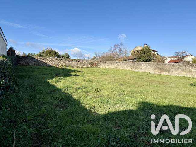 Terrain 480 m² · à Soucieu-en-Jarrest · 480 m² · 230 000 €