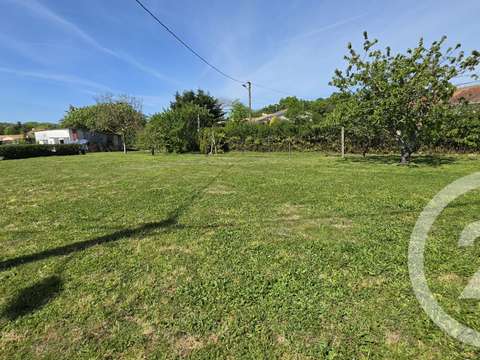 Vente de terrain Vairé 85