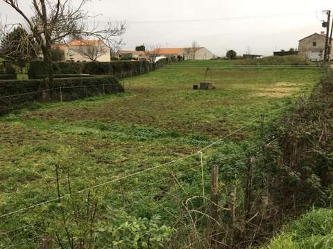 Vente de terrain Vix 85