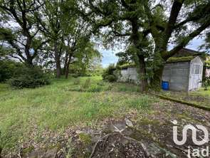 Vente Terrain 836 m&sup2;Voeuil-et-Giget